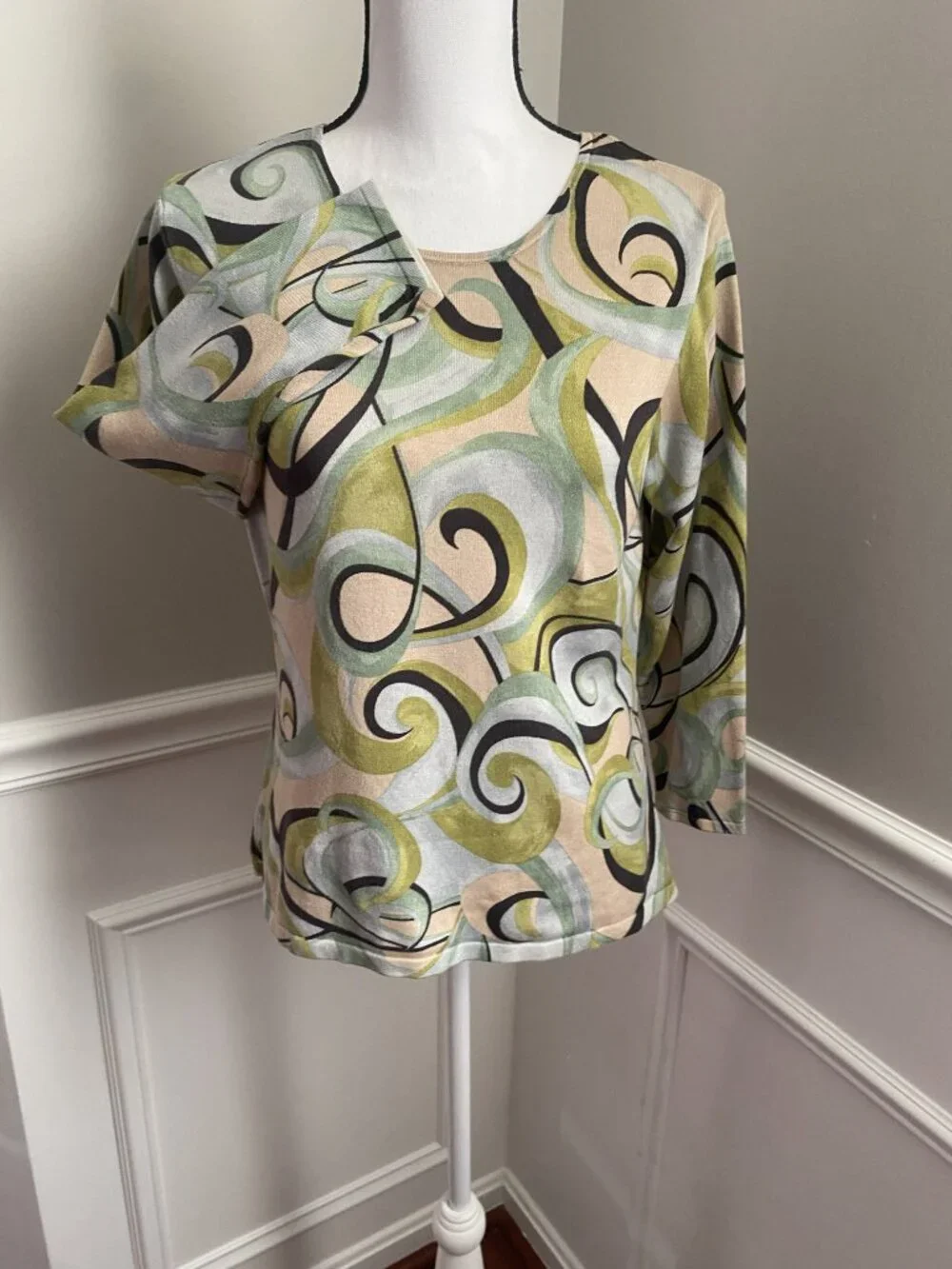 Vintage Talbots Artsy Pullover Sweater size medium